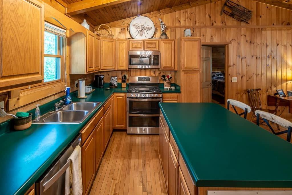 Cozy 'Grey Fox' Cabin Between Boone & Blowing Rock Exterior foto